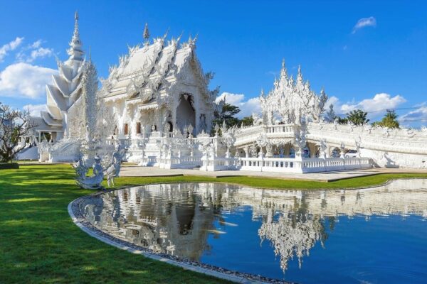 chua-trang-wat-rong-khun