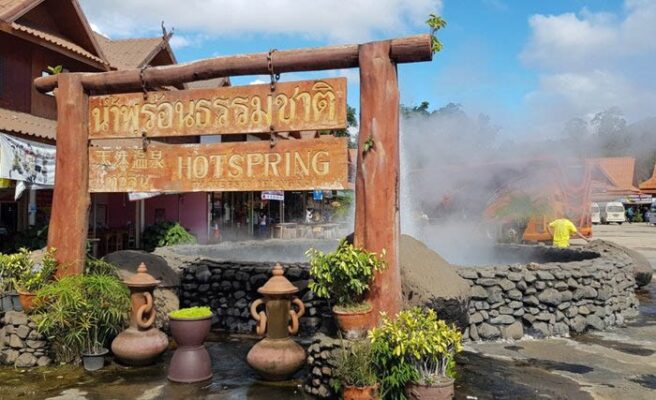 suoi-khoang-nong-mae-khachan