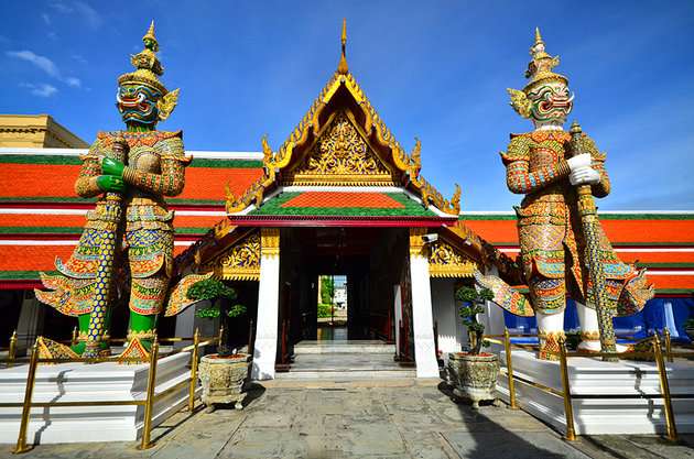 tuong-o-chua-phat-ngoc